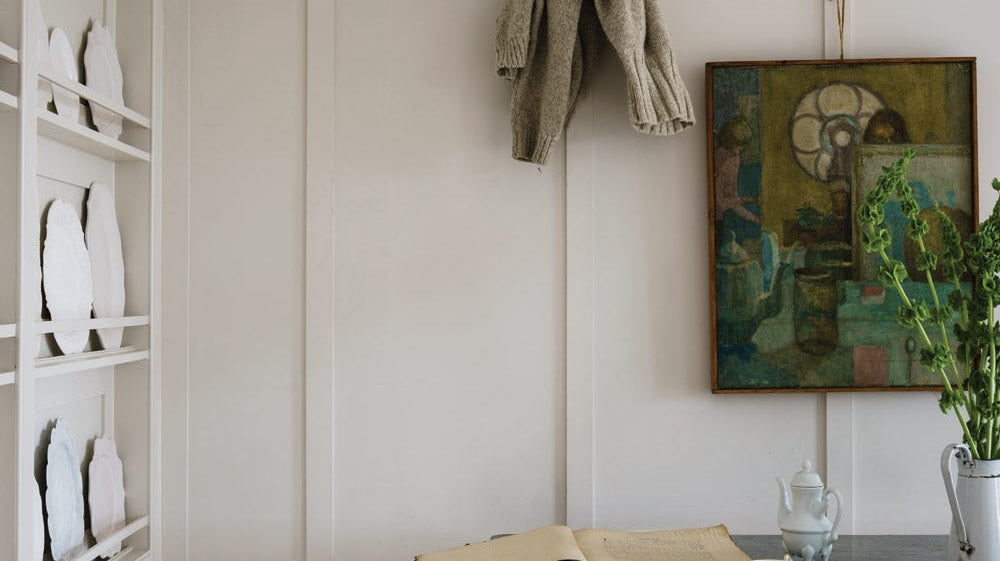 Light room with walls painted in Farrow & Ball School House White