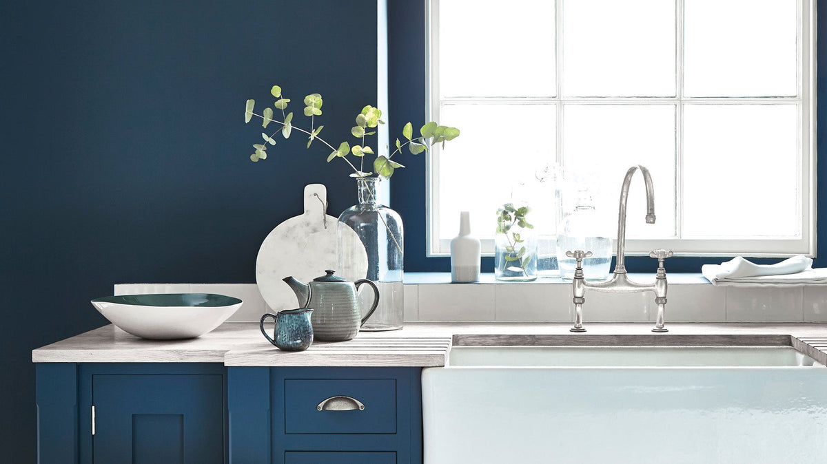 Kitchen painted in Little Greene Hicks' Blue