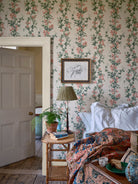 Sweet Pea 6702 wallpaper by Farrow & Ball in a room setting