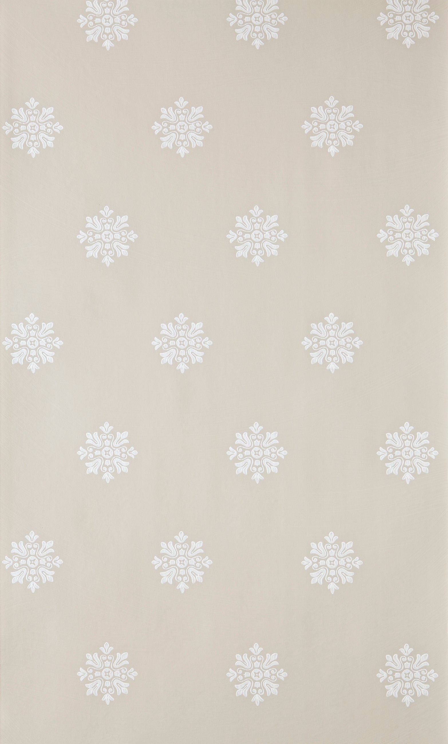 Brockhampton Star 520 by Farrow & Ball - luxury paint & wallpaper